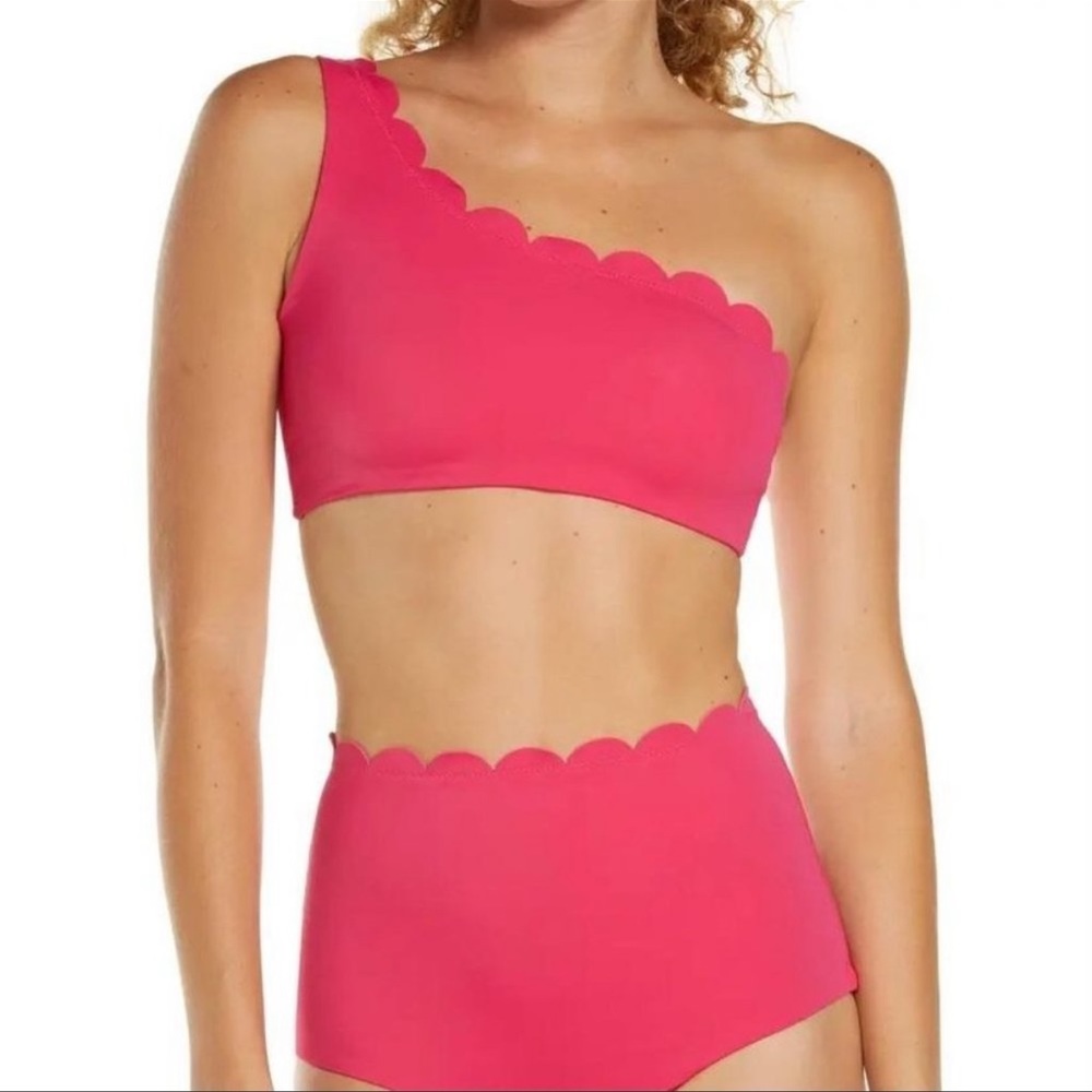 Chelsea28 Scallop One Shoulder Bikini Top in Bright Pink (L)